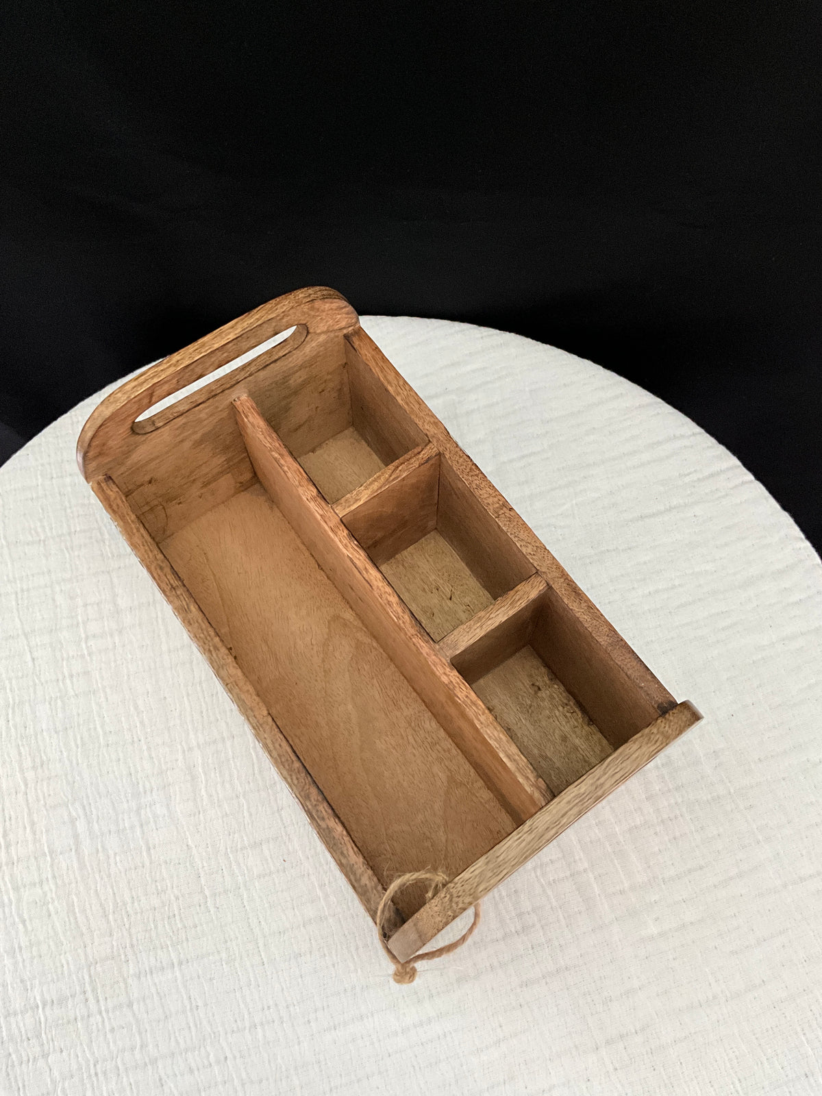 Base de madera con división