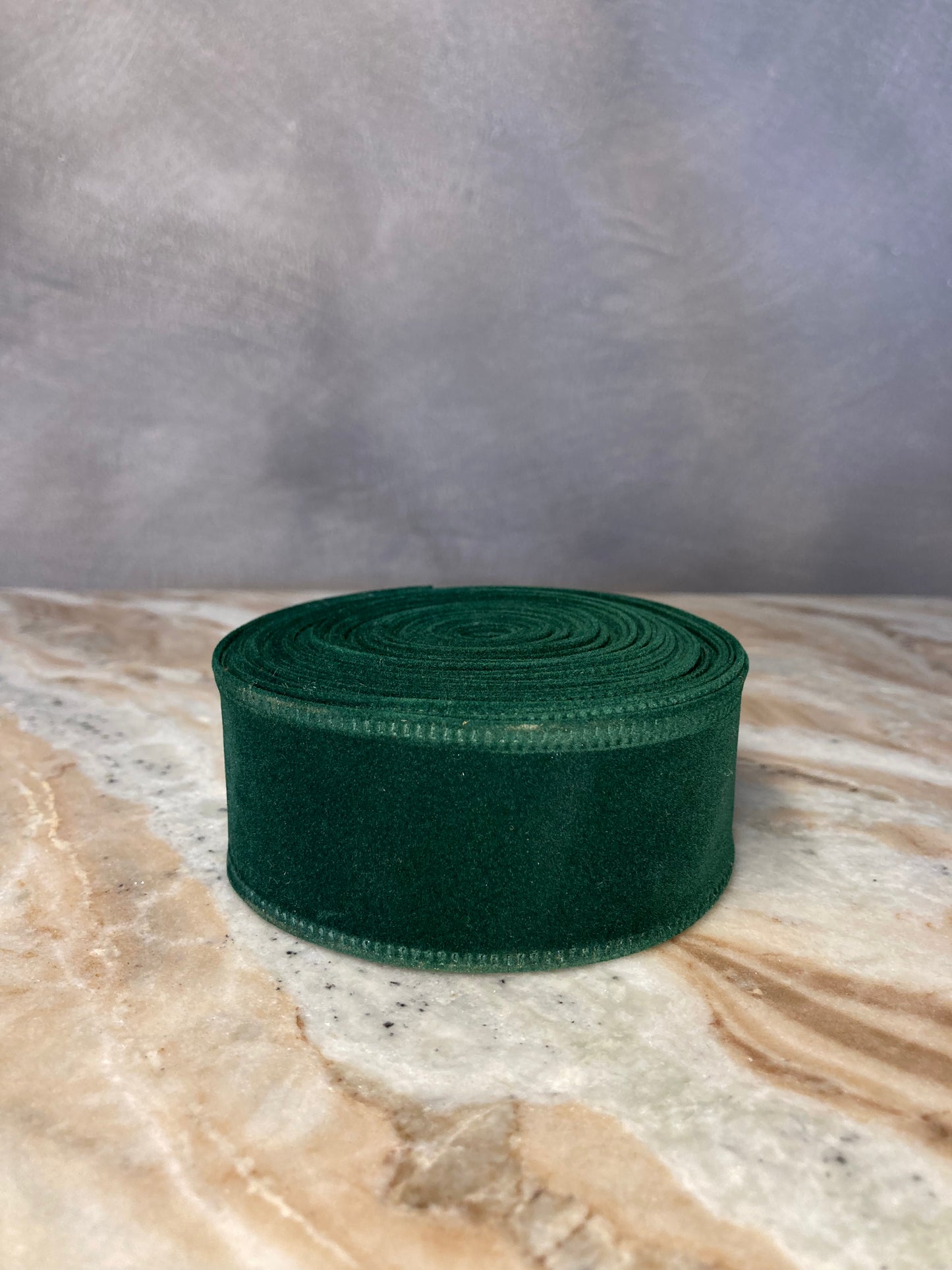 Cinta verde velvet gruesa