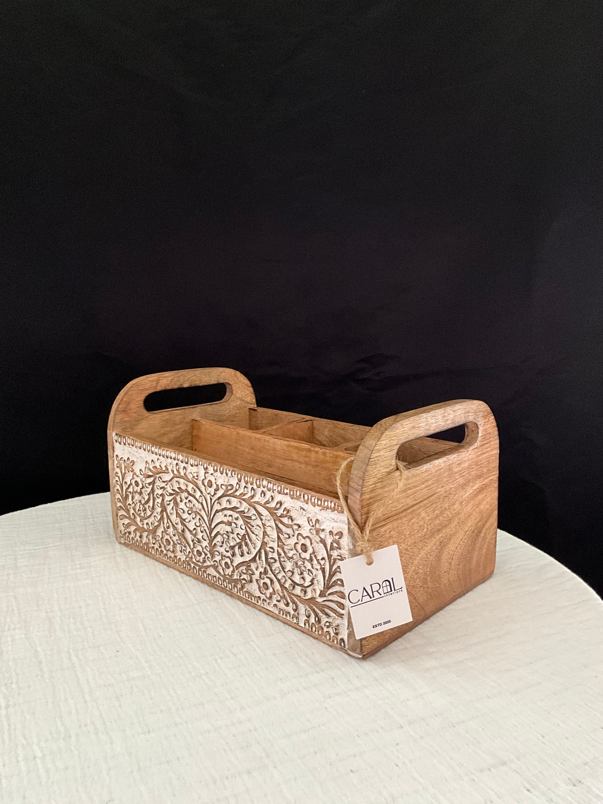Base de madera con división