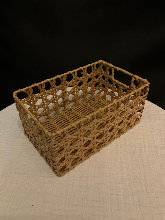 Canasta de mimbre pequeña