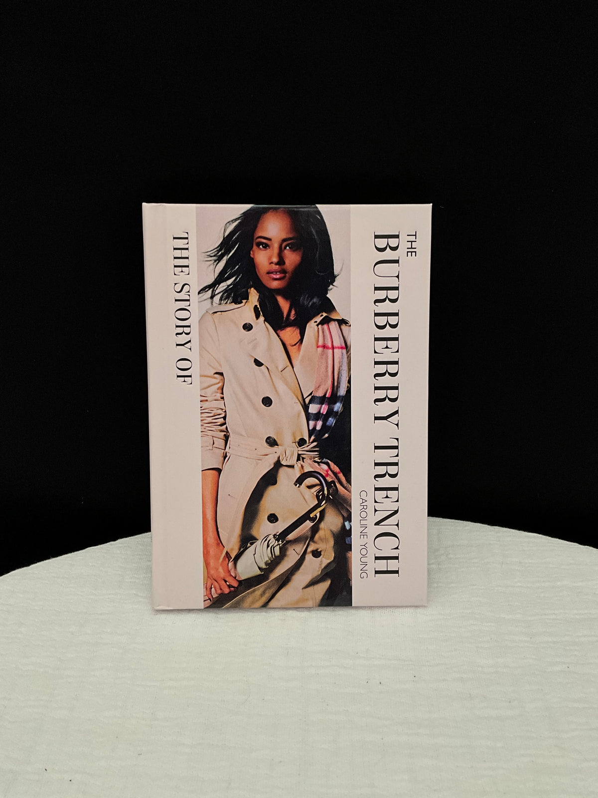 Libro decoración BURBERRY