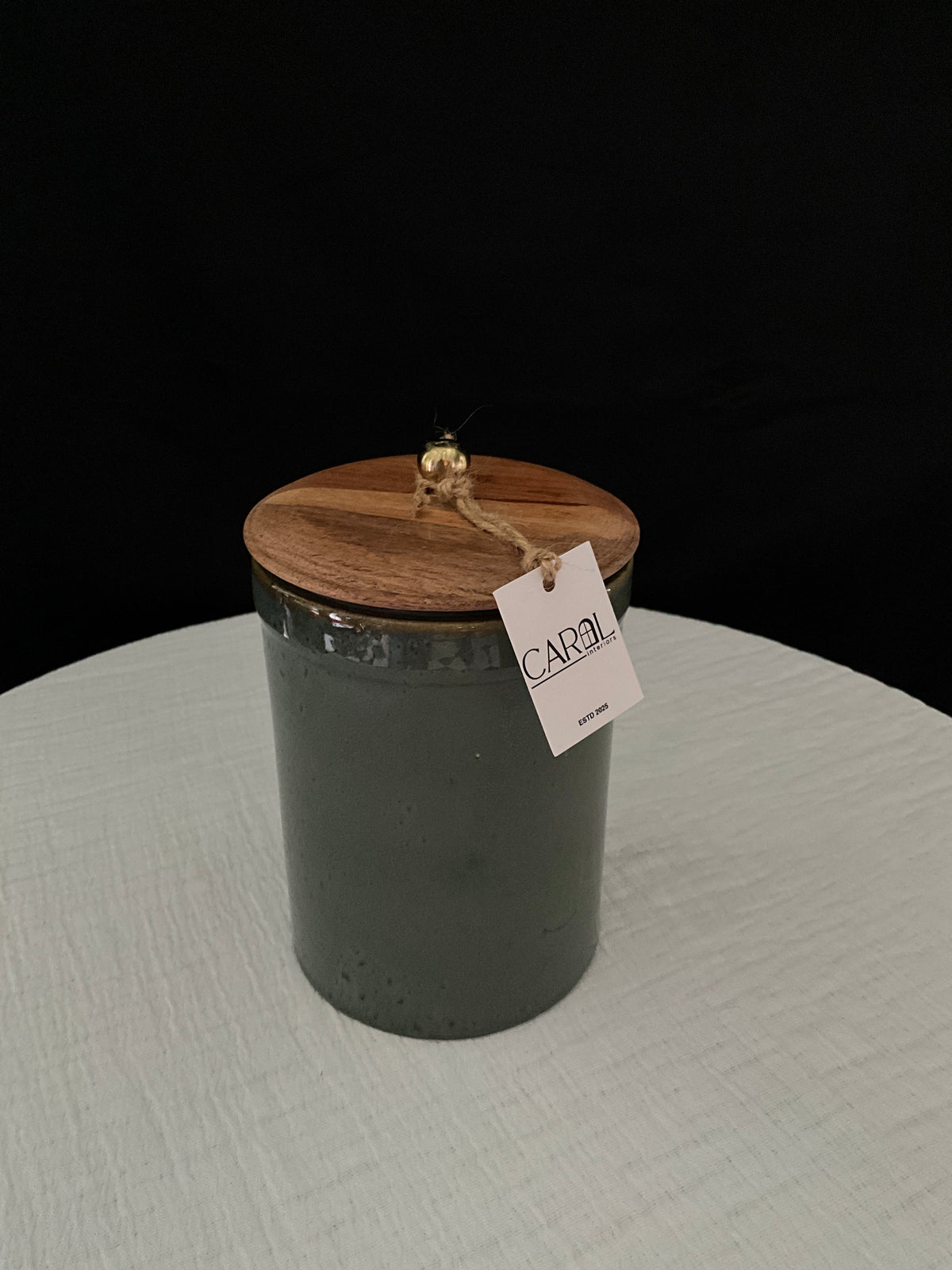 Recipiente de cerámica verde