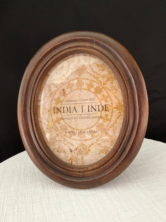 Retratera indu de madera