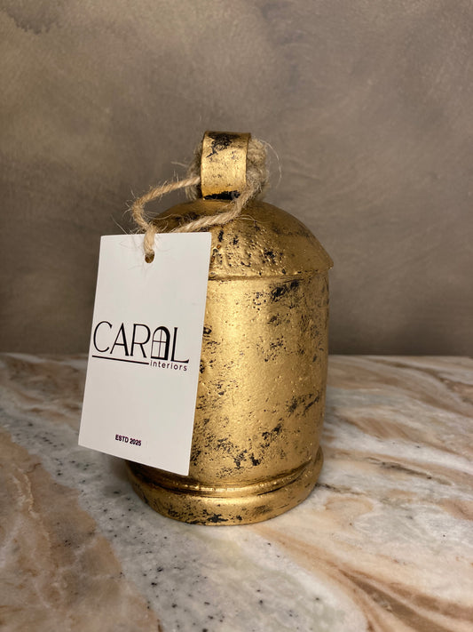 Campana pequeña de metal